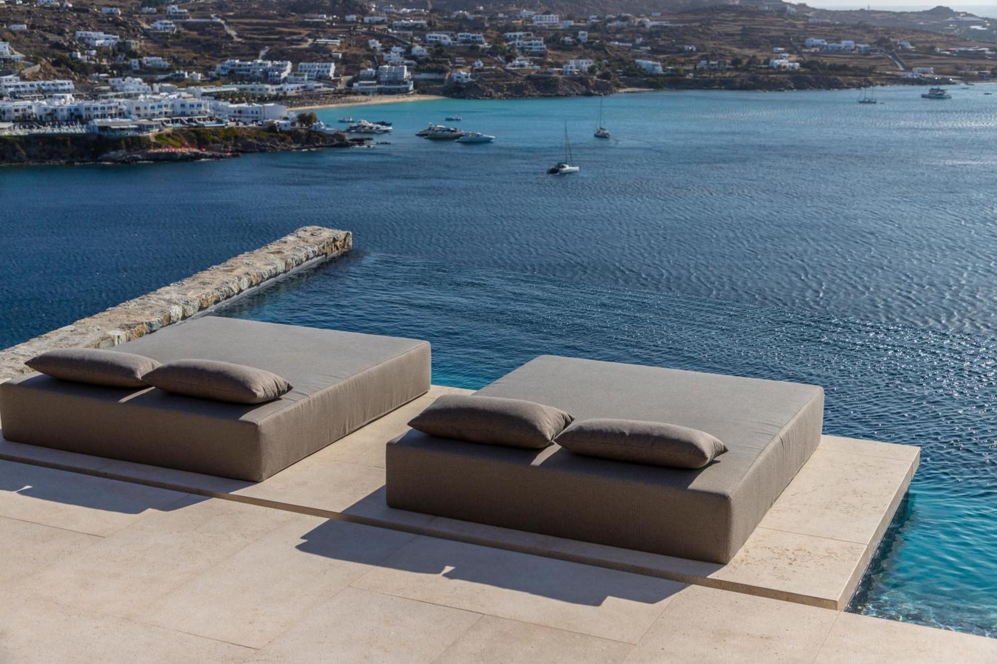The Skyvilla Mykonos - A Landmark Property With Breathtaking Views Of The Psarou Bay Mykonos Town 외부 사진